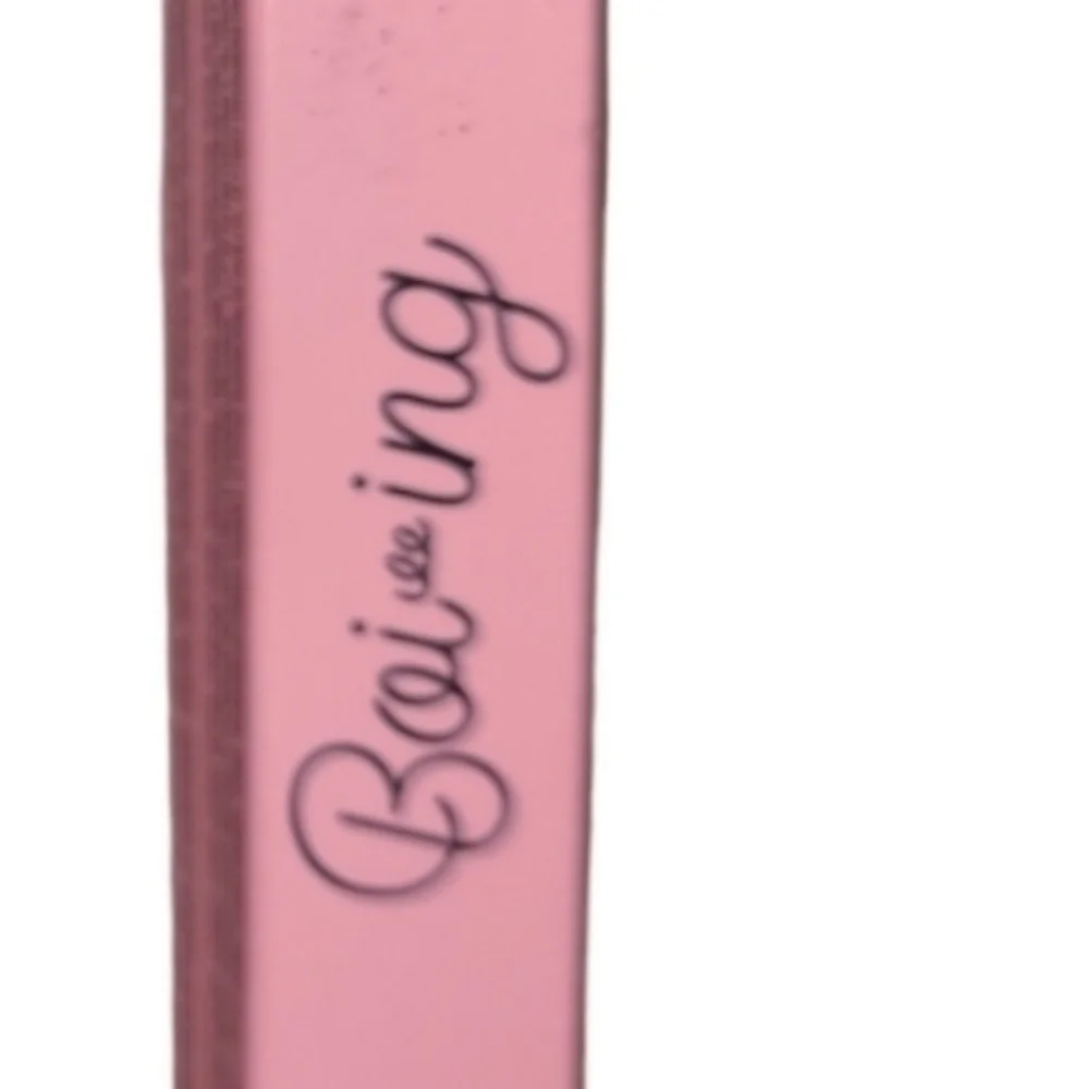 Benefit Cakeless Concealer Boiing in Keep on 8